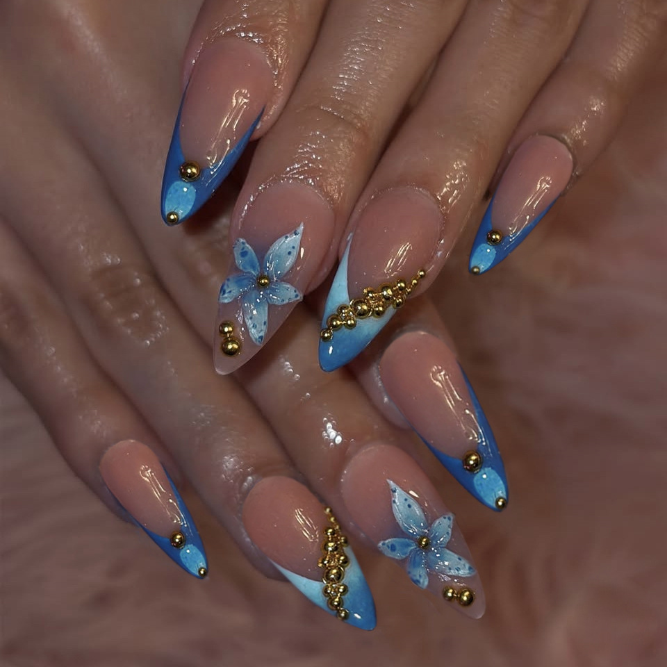 Nail Art Pink - Faux ongles nude avec motif floral