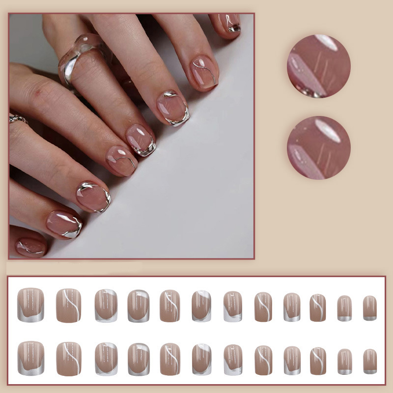 Faux ongles courts pour femmes - Nail Art Overlay avis et prix