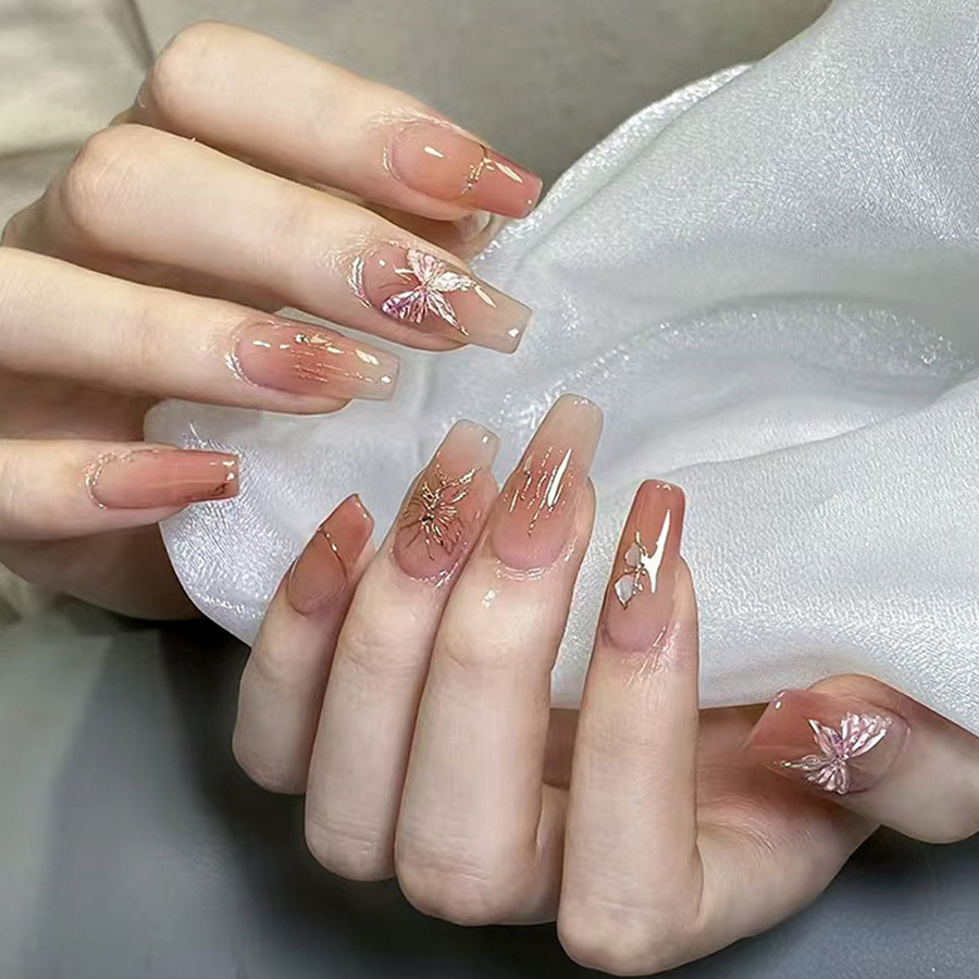 Faux ongles mi-longs pour femm - Nail Art Aesthetic avis et prix