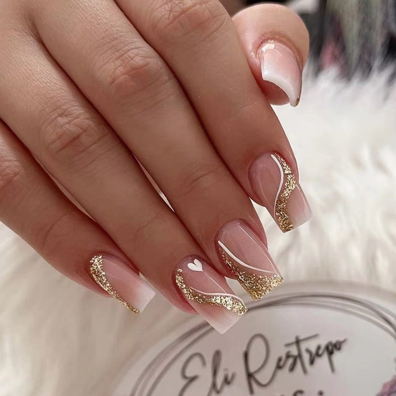 Faux ongles courts et moyens p - Nail Art Aesthetic avis et prix