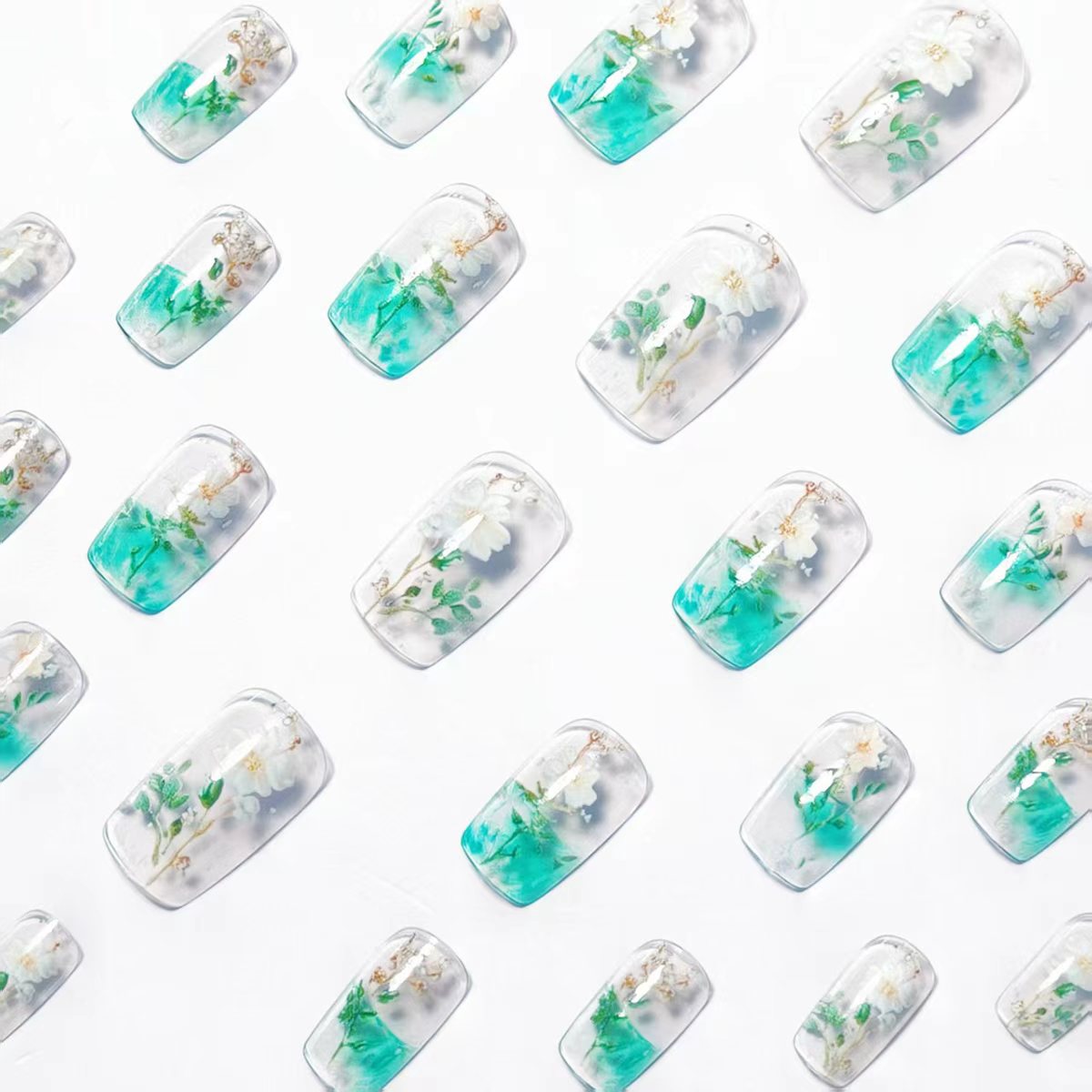 Faux ongles moyens pour femmes - Nail Art Aesthetic avis et prix
