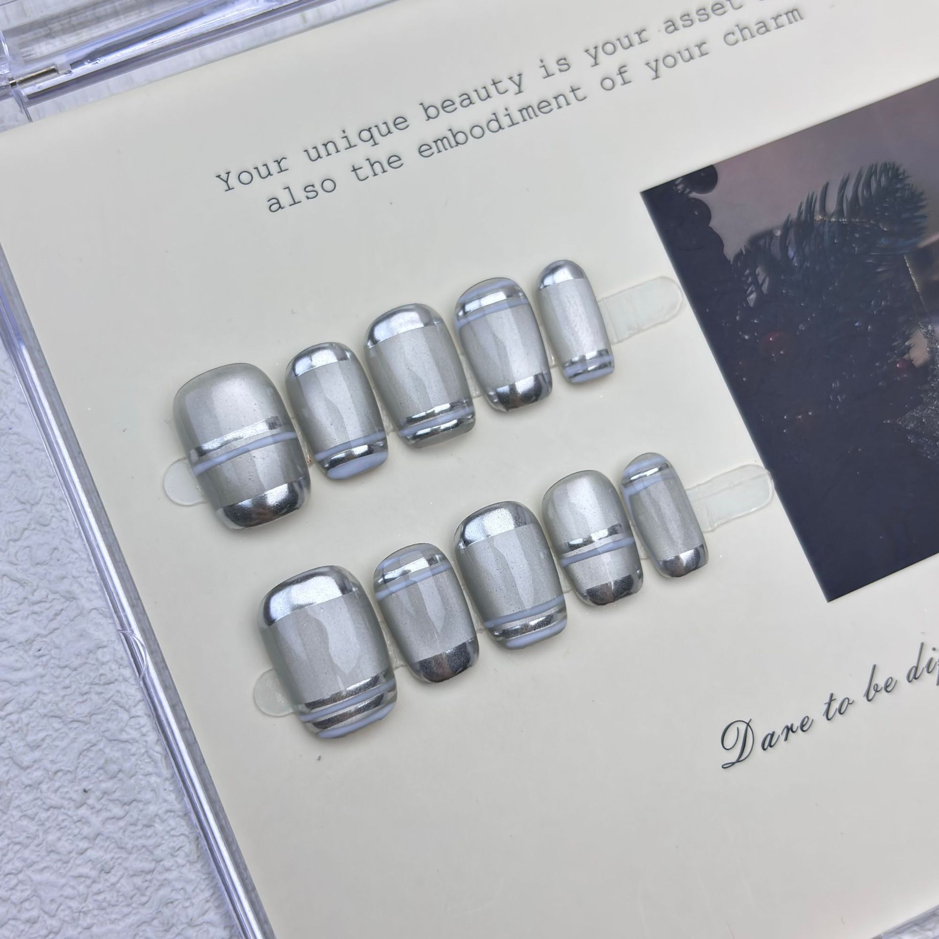 10 faux ongles Aurora Chrome à - Nail Art Aesthetic avis et prix